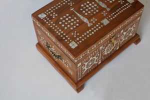 Mother of Pearl Inlay - Chest 3